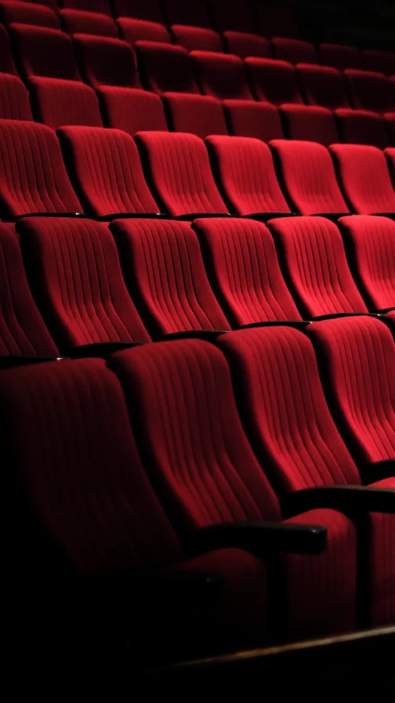 El cine Monumental se reinventa: menos películas y más entretenimiento