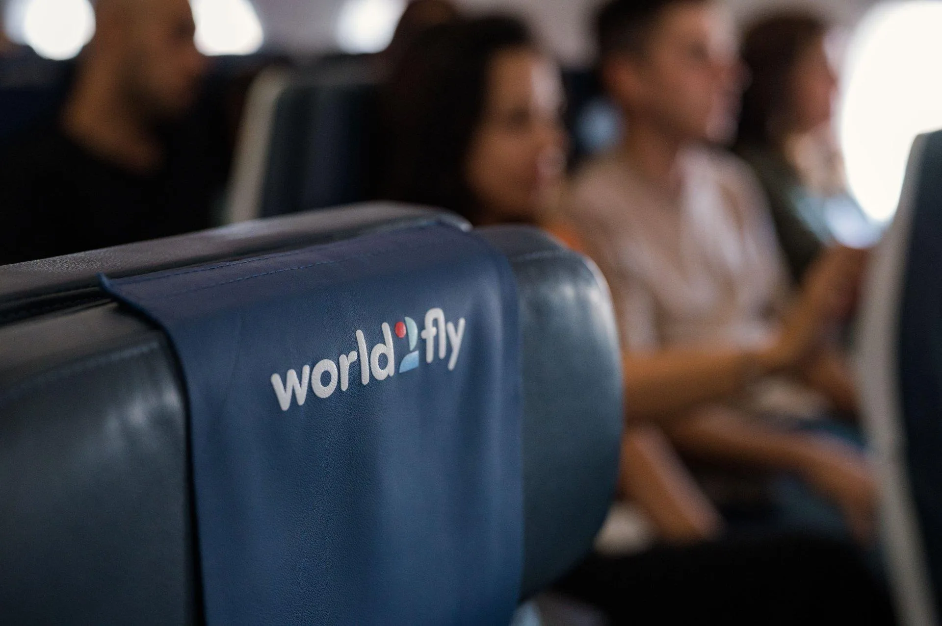 Cómo comprar los pasajes para volar de Rosario a Madrid de World2Fly