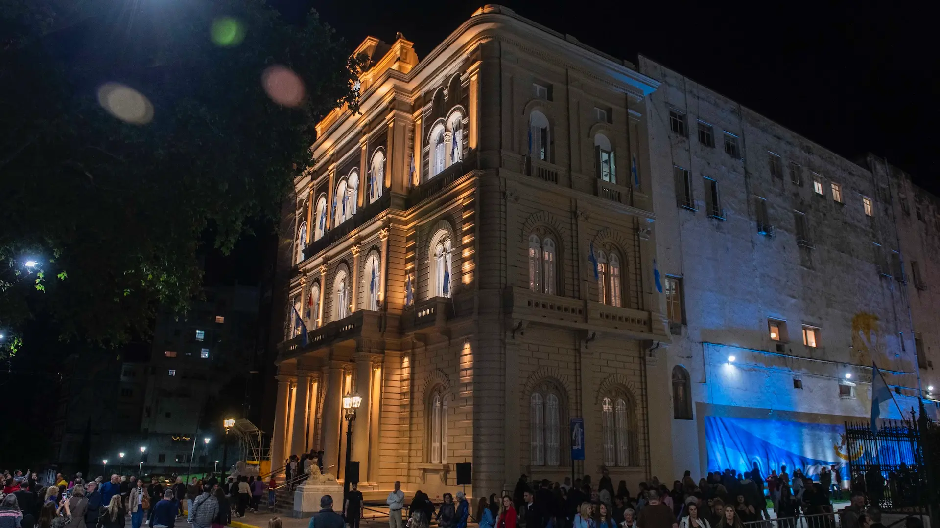 Así quedó la renovación del Pasaje Juramento, la Catedral de Rosario y el Palacio de los Leones
