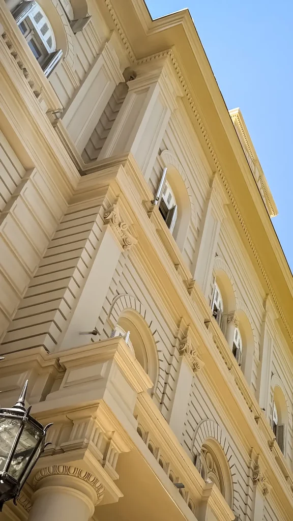 Inauguran las obras de restauración de la Catedral y la Municipalidad de Rosario el 25 de octubre