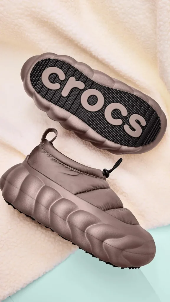 Crocs y Calvin Klein inauguran sus locales exclusivos en Alto Rosario Shopping
