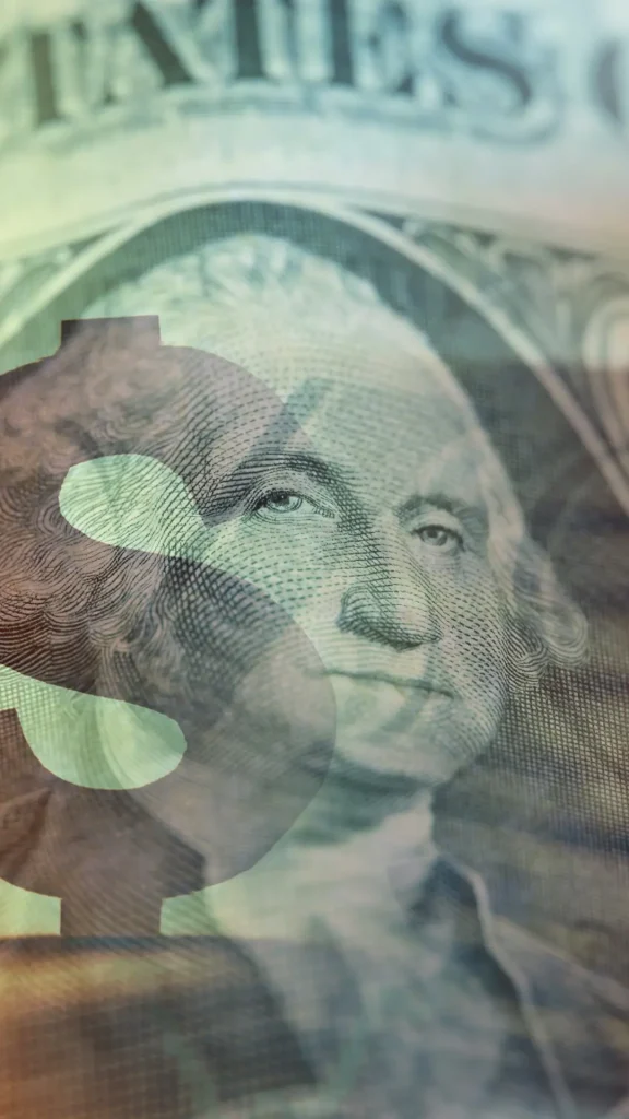 ¿Se pueden seguir usando los dólares de cara chica en Argentina?