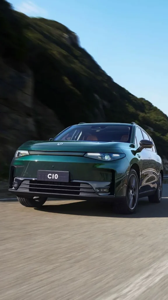 Llega a Argentina la marca china de autos Leapmotor con los modelos C10 y B10