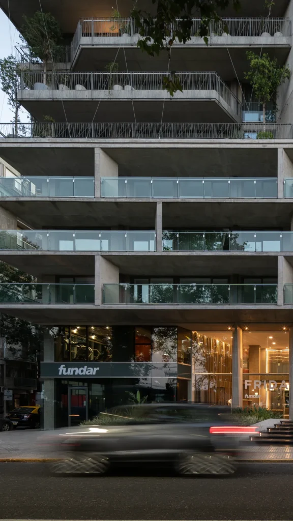 Fundar celebra 40 años con una muestra en el Museo Castagnino que recorre su vínculo con Rosario