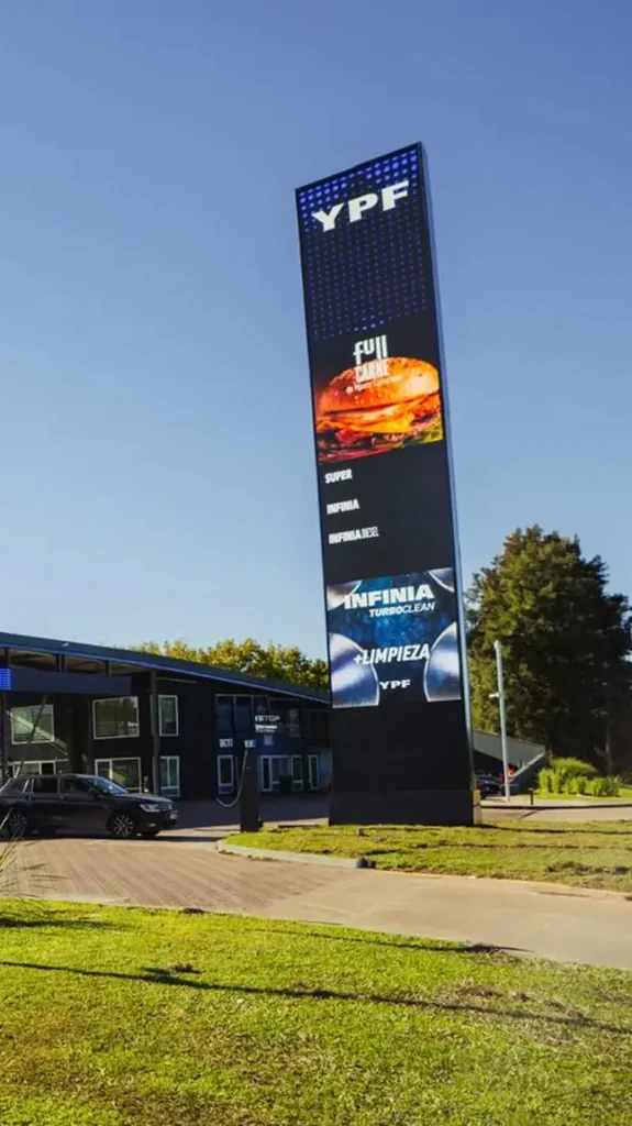 Así es la primera estación YPF Black de Argentina