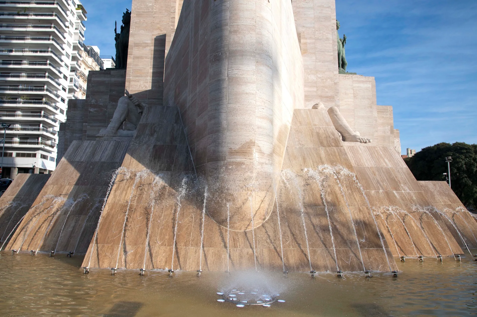Se inauguró la restauración del Monumento a la Bandera: los detalles de la obra