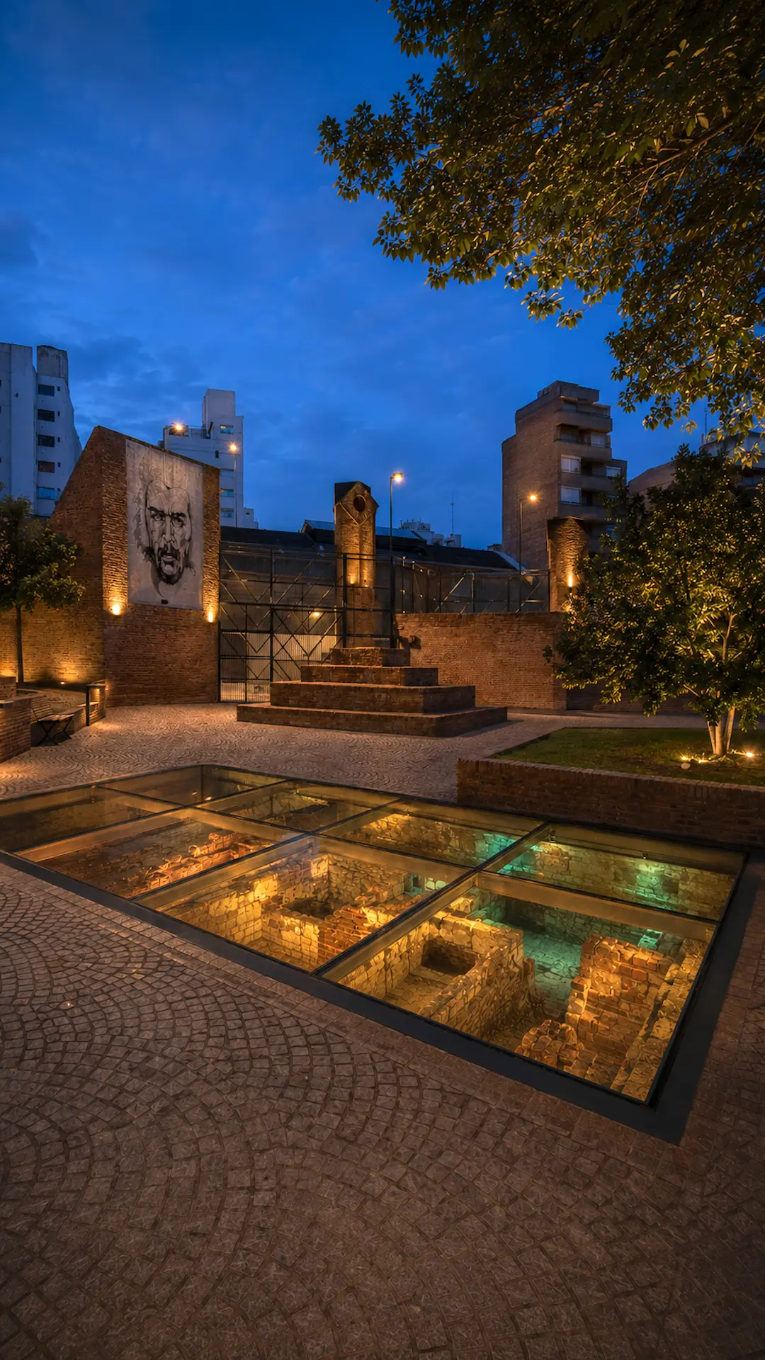 Confirmaron qué se hará en la Plaza de la Cooperación tras el descubrimiento de un histórico subsuelo