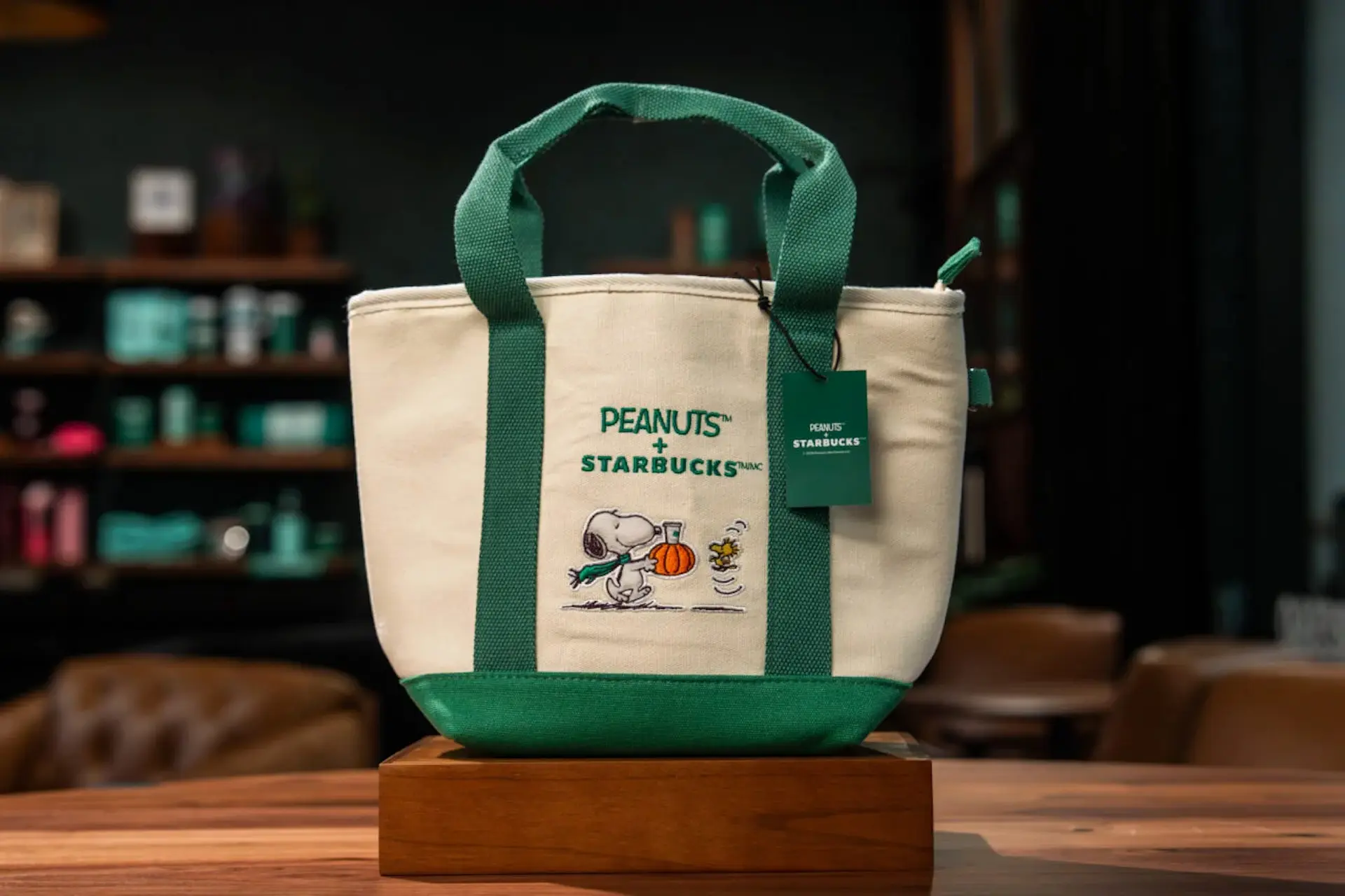 En octubre, llega la colección de Snoopy a Starbucks Argentina