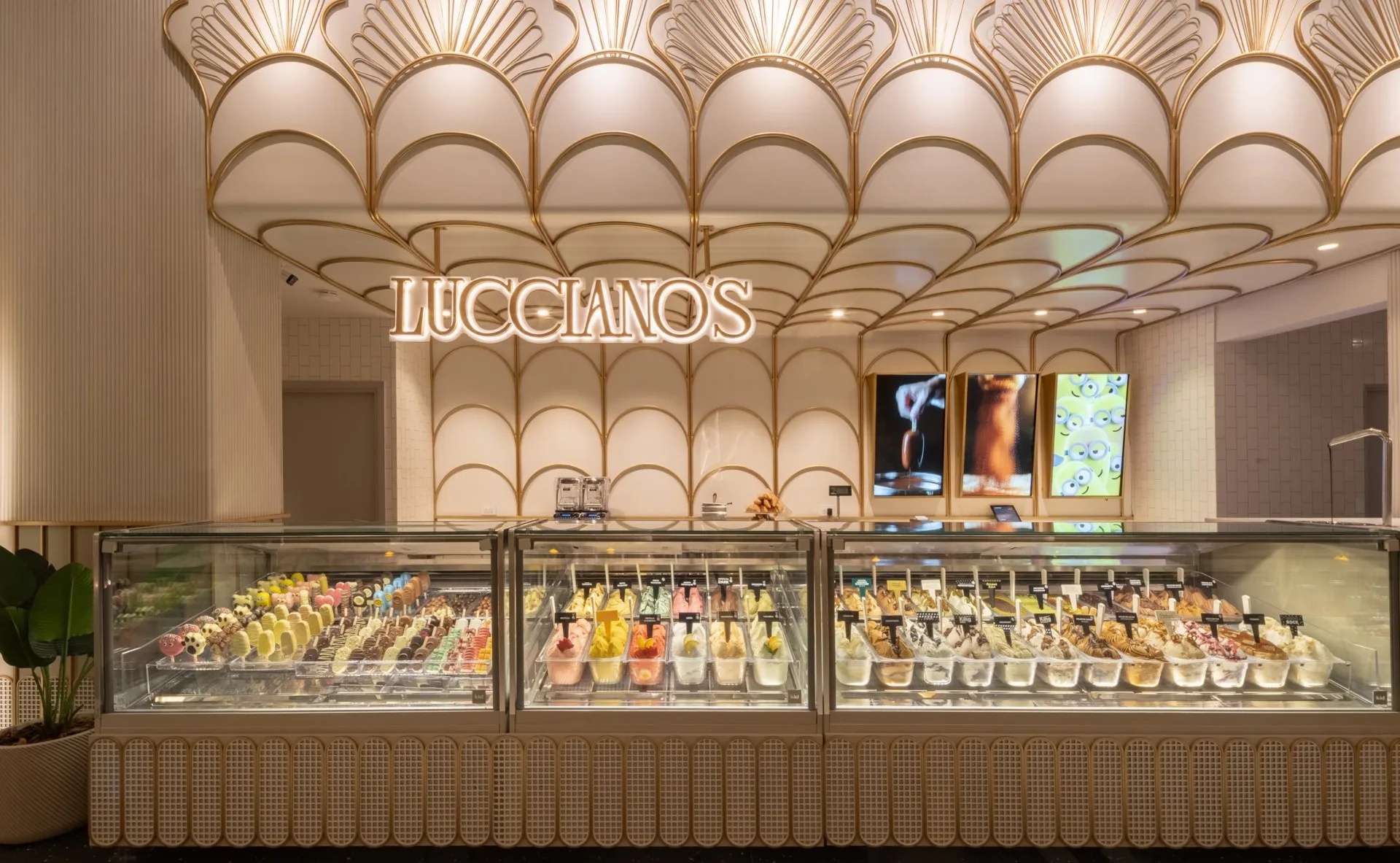 Así es la nueva heladería Lucciano's en Bv. Oroño en Rosario
